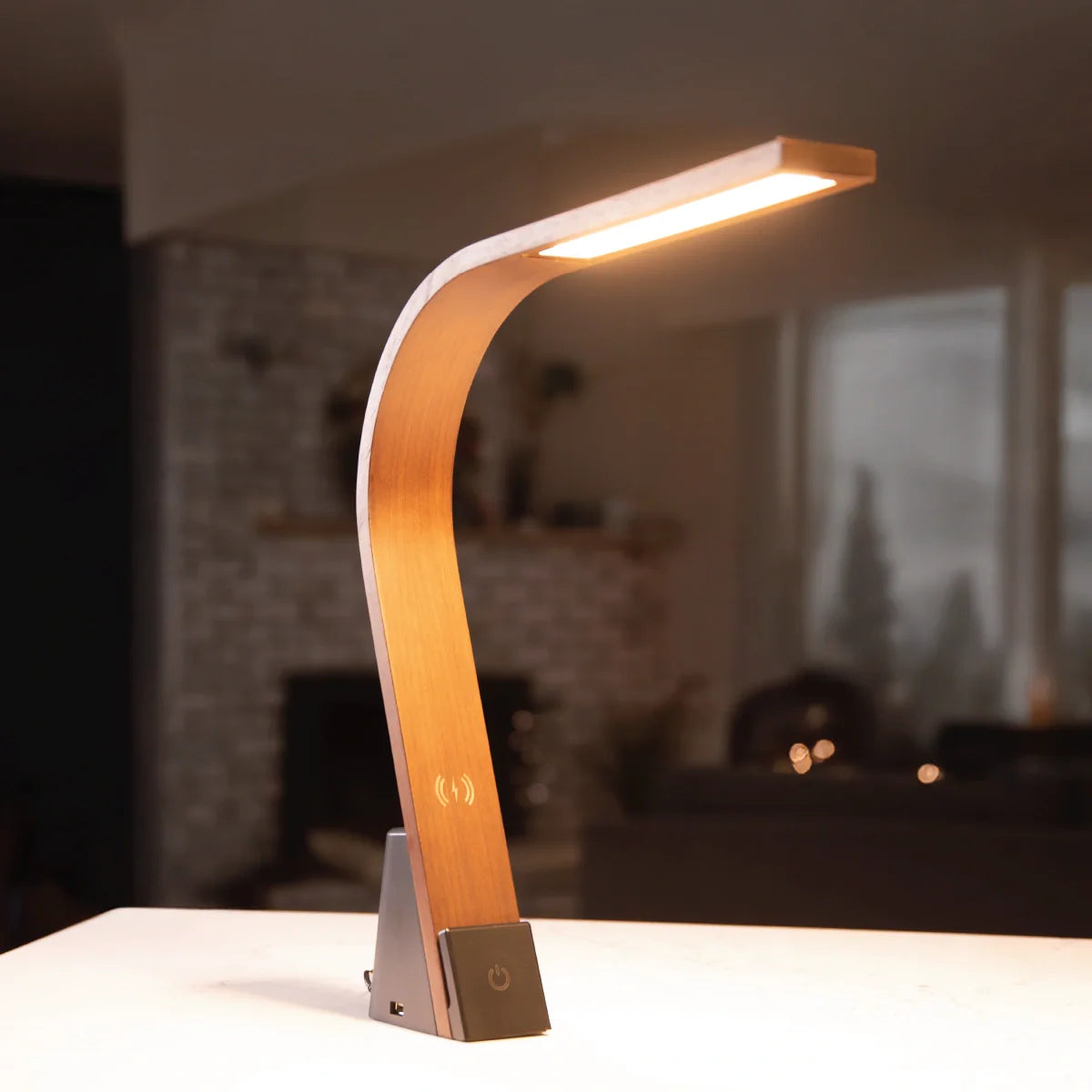 Brooklyn AURA LED Task Light (Wireless Qi™ Charging)